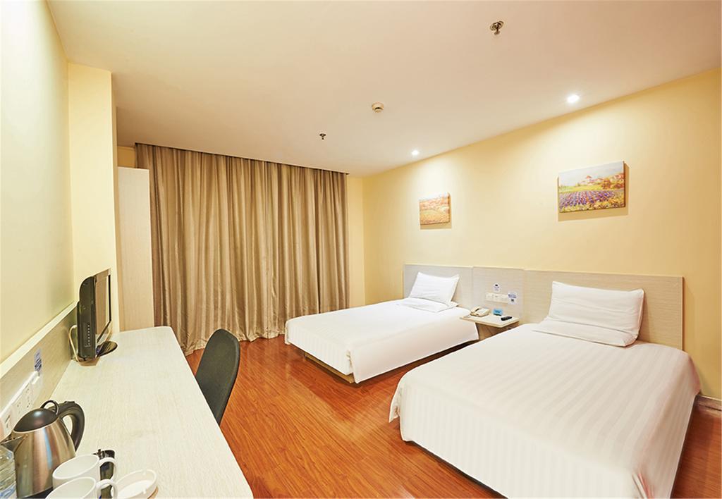 Hanting Hotel Ningbo Railway Station Exterior photo